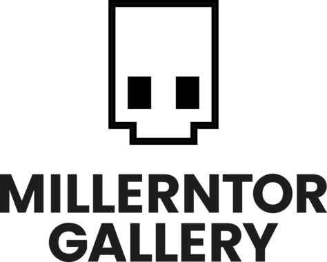 Logo für die "Millerntor Gallery". Es zeigt oben einen stilisierten, minimalistischen Totenkopf mit zwei schwarzen viereckigen Augen in einem aufrecht stehenden Rechteck. Unter dem Totenkopf steht in fetten, schwarzen Großbuchstaben "MILLERNTOR GALLERY". Das Gesamtdesign ist klar und modern.